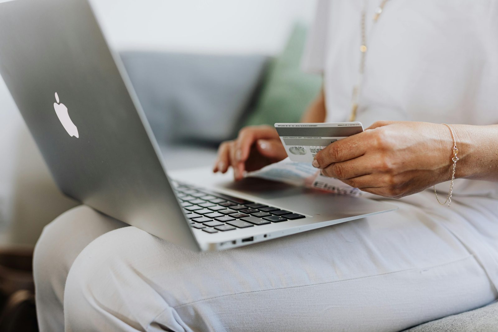 E-Commerce